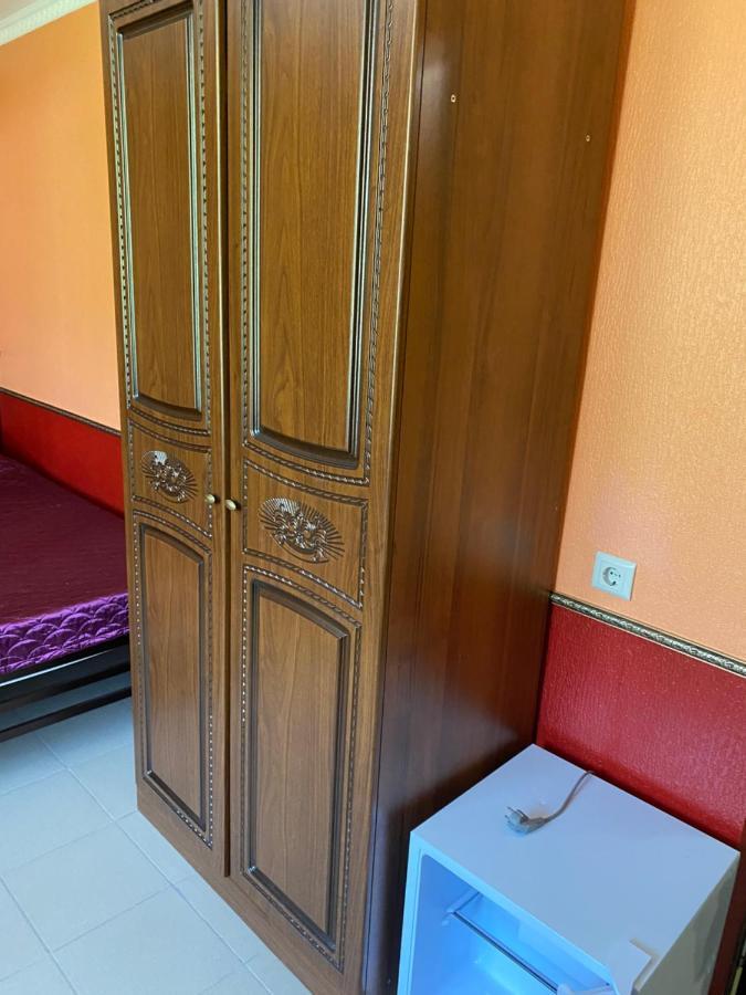 Park-Hotel Abkhazia Tsandrypsh ภายนอก รูปภาพ