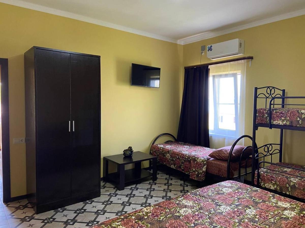 Park-Hotel Abkhazia Tsandrypsh ภายนอก รูปภาพ
